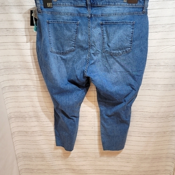 KUT FROM THE KLOTH DAYNA CROP SKINNY JEANS, sz 22W, MID WASH - Picture 7 of 10
